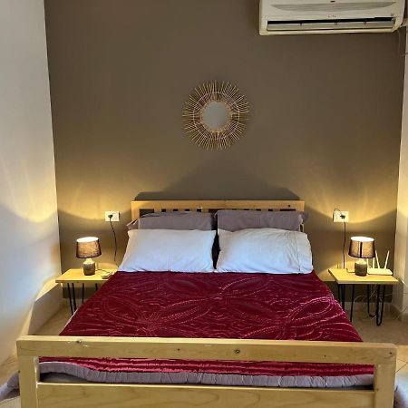 Lungomare Vlore Con Garage Privato 2 Appartement Buitenkant foto