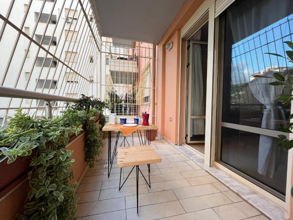 Lungomare Vlore Con Garage Privato 2 Appartement Buitenkant foto